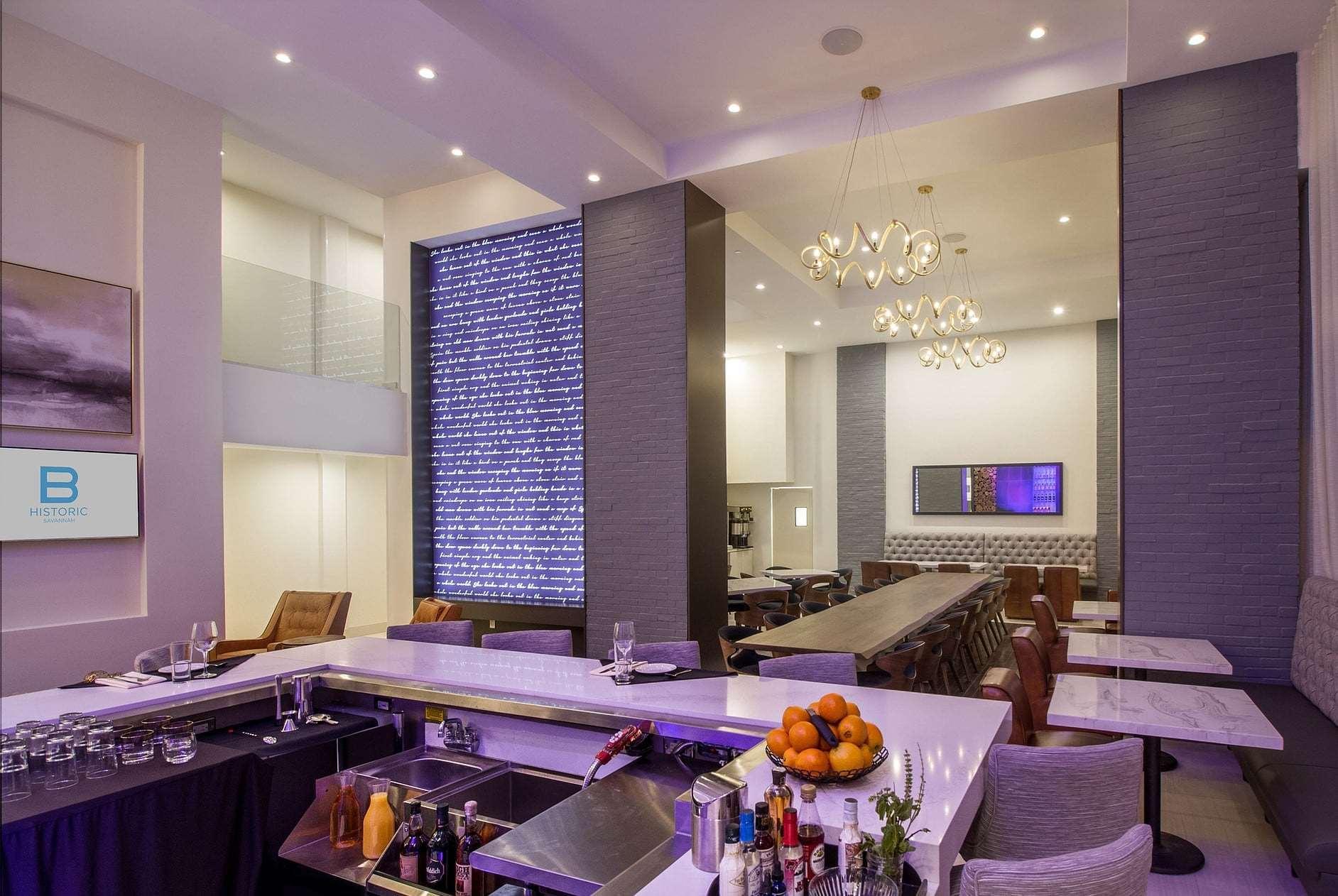 Tryp By Wyndham Savannah Exterior photo